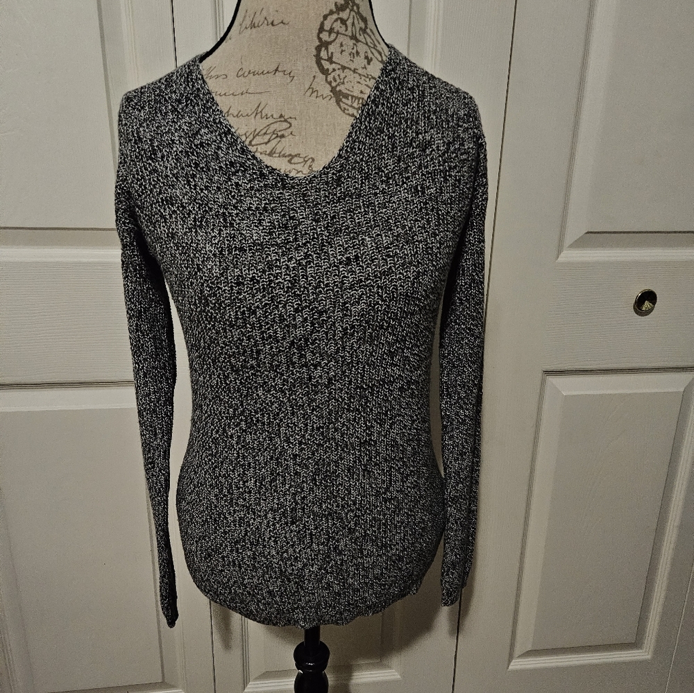 Blue Notes Sweater Size Medium